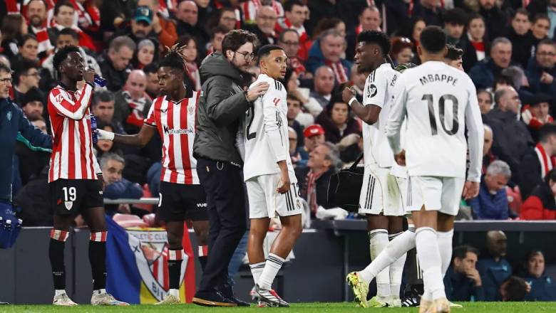 Trent Alexander-Arnold suffers ankle injury, 2025 season in doubt - Ảnh 2