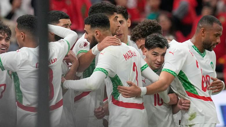 Morocco advance to AFCON semi-finals for the first time since 2004 - Ảnh 2