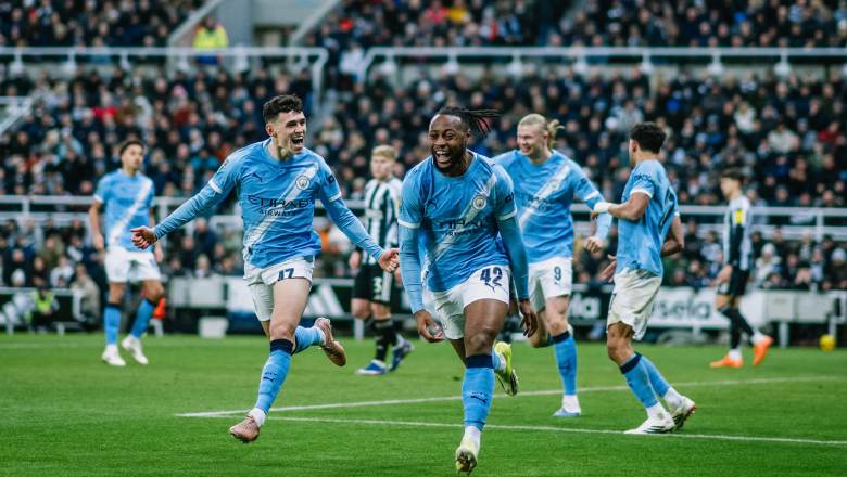 Antoine Semenyo grabs second goal as Man City take first-leg lead in Carabao Cup semi-final - Ảnh 2