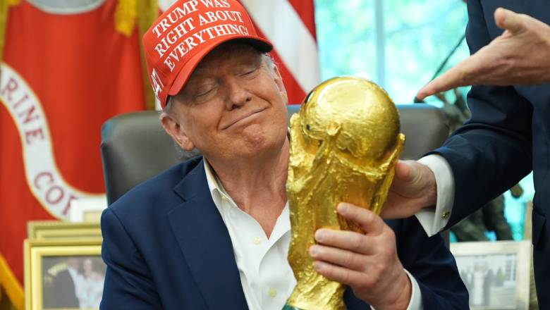 Fans from 15 competing nations face World Cup ban under new Donald Trump rule - Ảnh 2