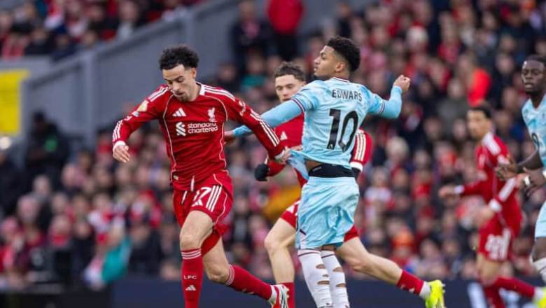 Liverpool drop points in Burnley stalemate following Dominik Szoboszlai penalty blunder - Ảnh 2