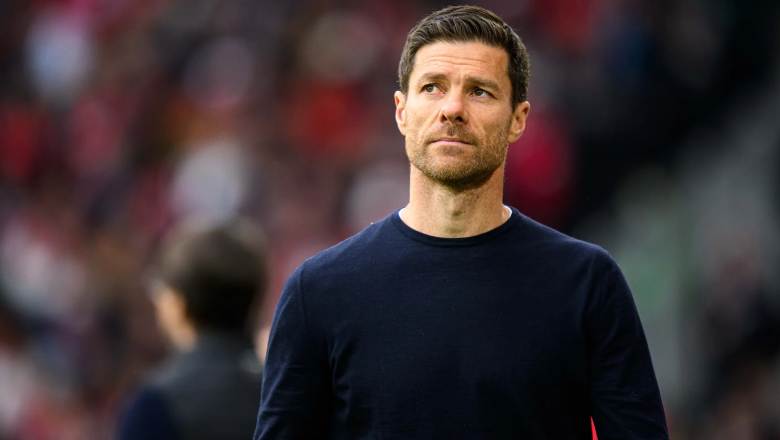 Liverpool contact Xabi Alonso: Arne Slot&rsquo;s future uncertain with Reds eyeing new boss - Ảnh 2