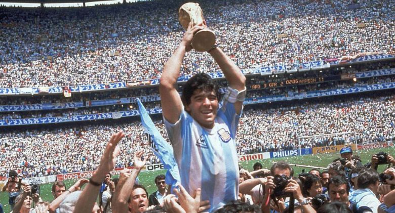 How many goals has Maradona scored in his career? - Ảnh 1
