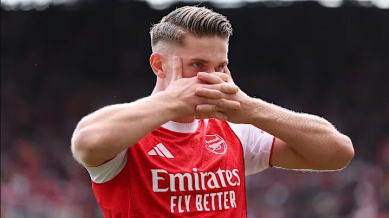 10 football players with the most aura in the word: McTominay&rsquo;s transformation, hats off to Yamal - Ảnh 1