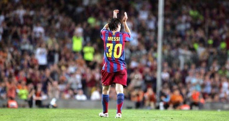 All Messi&rsquo;s jersey numbers: Four other numbers worn besides the famous No.10 - Ảnh 1