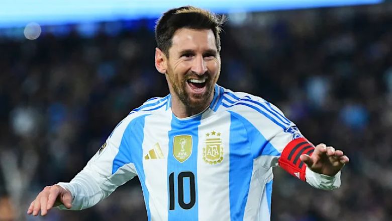All Messi&rsquo;s jersey numbers: Four other numbers worn besides the famous No.10 - Ảnh 3