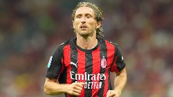 Who is the oldest active professional soccer player? Top 10 ageless stars still on the pitch